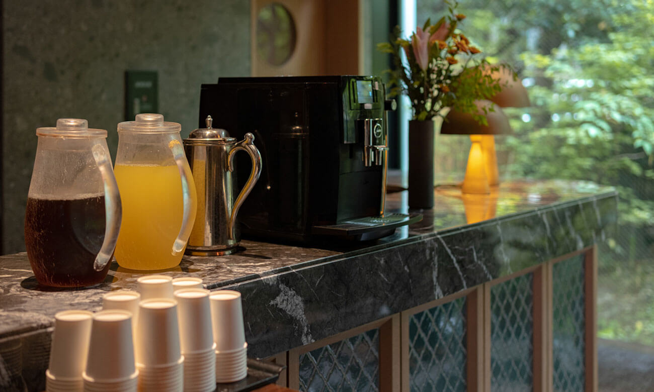 写真：ロビーラウンジ