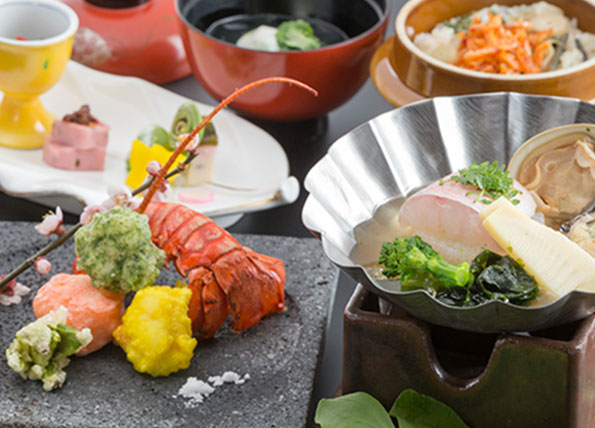 写真:メインダイニングけやき 料理