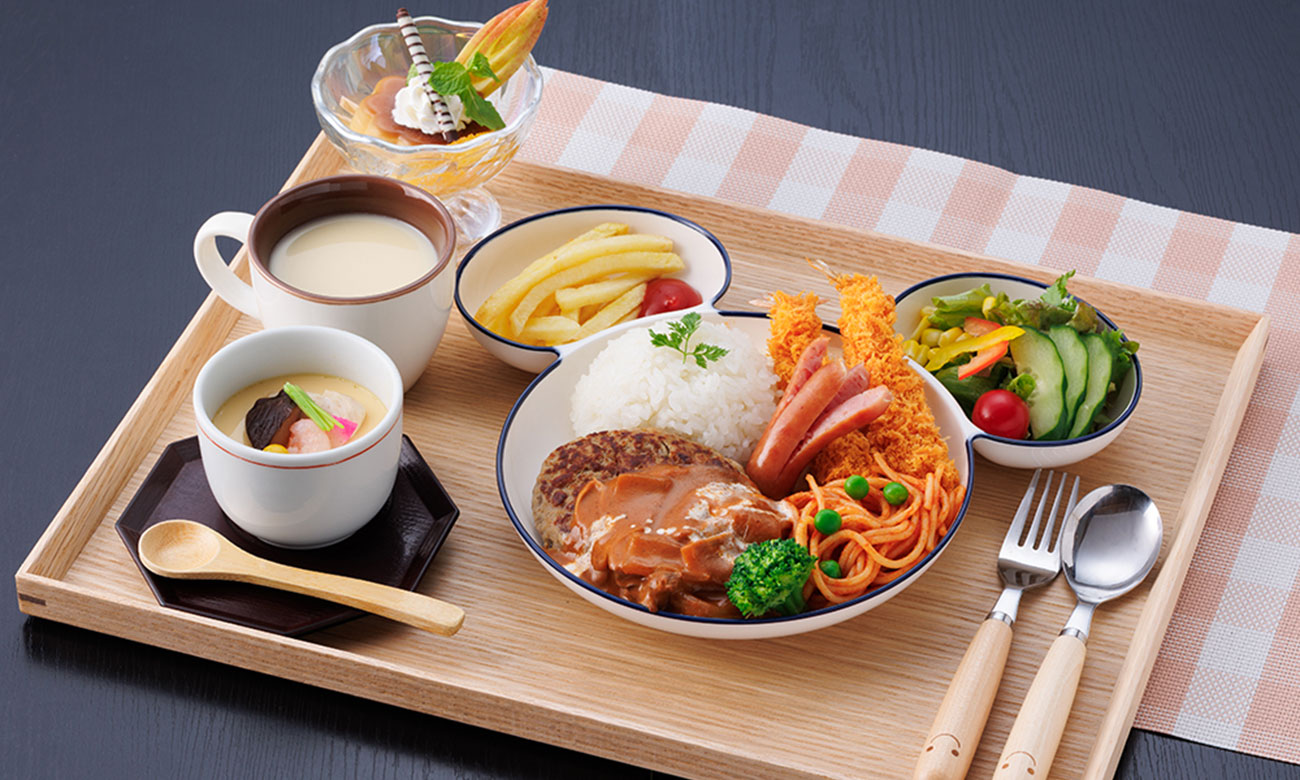 写真:お子様ランチBランチ